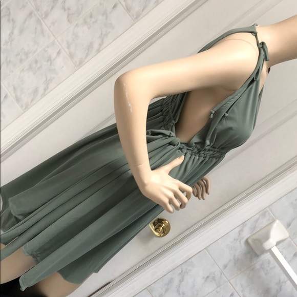 LAST 1! Sleeveless V-neck babydoll fit drape dress - Picture 6 of 8